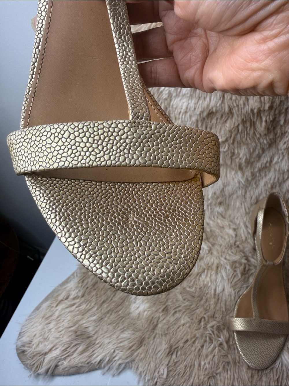 NWT CALVIN KLEIN Gold T-Strap High Heel Sandals - Picture 9 of 12
